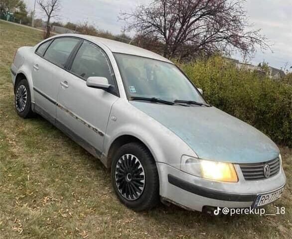 Серый Фольксваген Пассат, объемом двигателя 0 л и пробегом 150 тыс. км за 1788 $, фото 2 на Automoto.ua