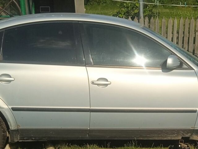 Серый Фольксваген Пассат, объемом двигателя 0 л и пробегом 419 тыс. км за 1435 $, фото 1 на Automoto.ua