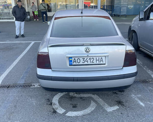 Серый Фольксваген Пассат, объемом двигателя 1.9 л и пробегом 457 тыс. км за 3500 $, фото 3 на Automoto.ua