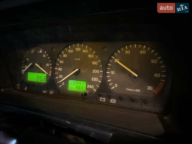 Серый Фольксваген Пассат, объемом двигателя 2 л и пробегом 270 тыс. км за 1500 $, фото 2 на Automoto.ua