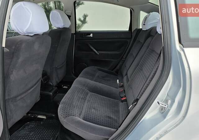 Серый Фольксваген Пассат, объемом двигателя 1.8 л и пробегом 296 тыс. км за 3450 $, фото 27 на Automoto.ua