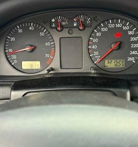 Серый Фольксваген Пассат, объемом двигателя 1.8 л и пробегом 321 тыс. км за 3800 $, фото 6 на Automoto.ua