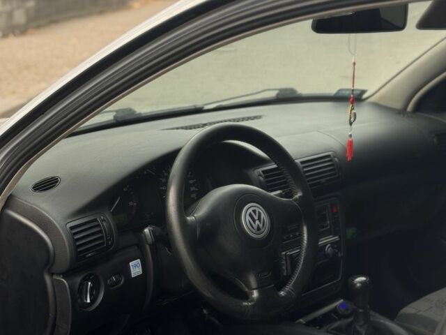 Серый Фольксваген Пассат, объемом двигателя 1.9 л и пробегом 390 тыс. км за 3399 $, фото 8 на Automoto.ua