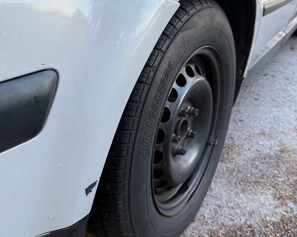 Серый Фольксваген Пассат, объемом двигателя 1.78 л и пробегом 481 тыс. км за 2900 $, фото 15 на Automoto.ua