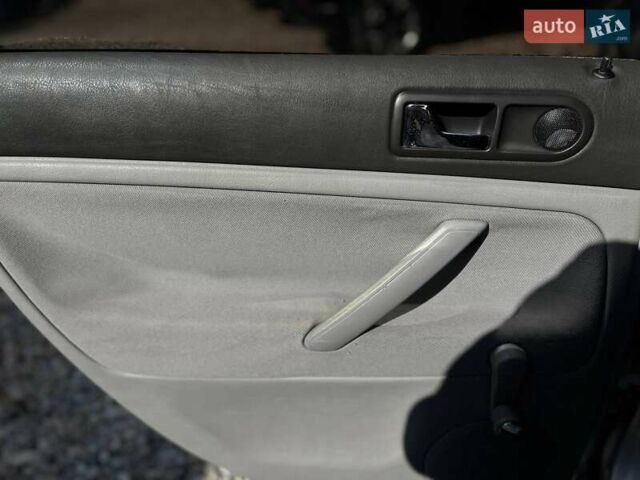 Серый Фольксваген Пассат, объемом двигателя 1.6 л и пробегом 201 тыс. км за 3200 $, фото 15 на Automoto.ua