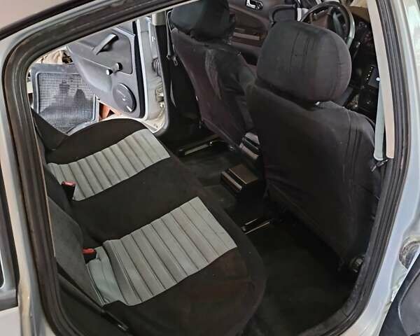 Серый Фольксваген Пассат, объемом двигателя 1.6 л и пробегом 234 тыс. км за 3500 $, фото 14 на Automoto.ua