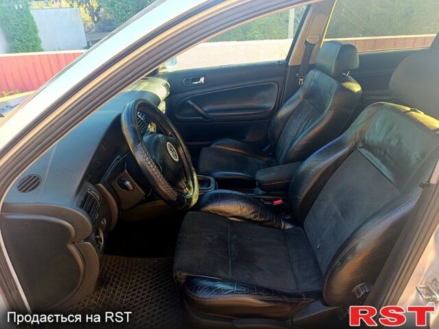 Серый Фольксваген Пассат, объемом двигателя 1.9 л и пробегом 279 тыс. км за 1999 $, фото 9 на Automoto.ua