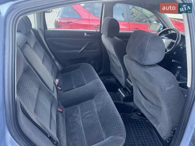 Серый Фольксваген Пассат, объемом двигателя 1.78 л и пробегом 310 тыс. км за 2999 $, фото 10 на Automoto.ua