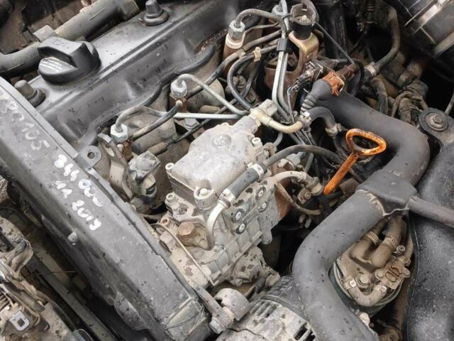 Серый Фольксваген Пассат, объемом двигателя 1.9 л и пробегом 380 тыс. км за 3000 $, фото 8 на Automoto.ua