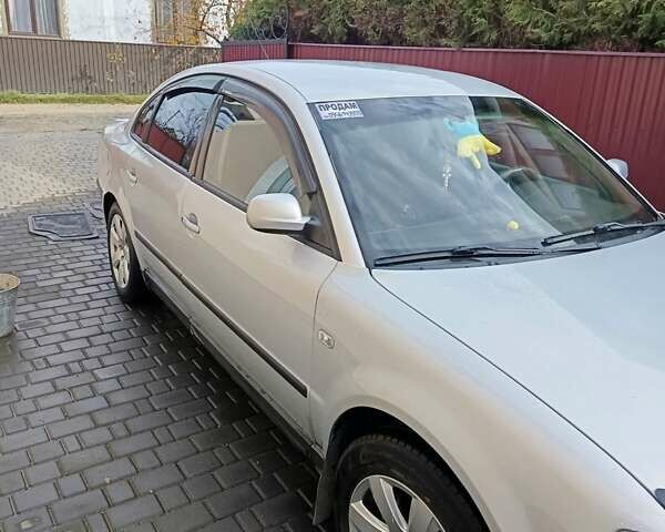 Серый Фольксваген Пассат, объемом двигателя 1.6 л и пробегом 234 тыс. км за 3500 $, фото 6 на Automoto.ua