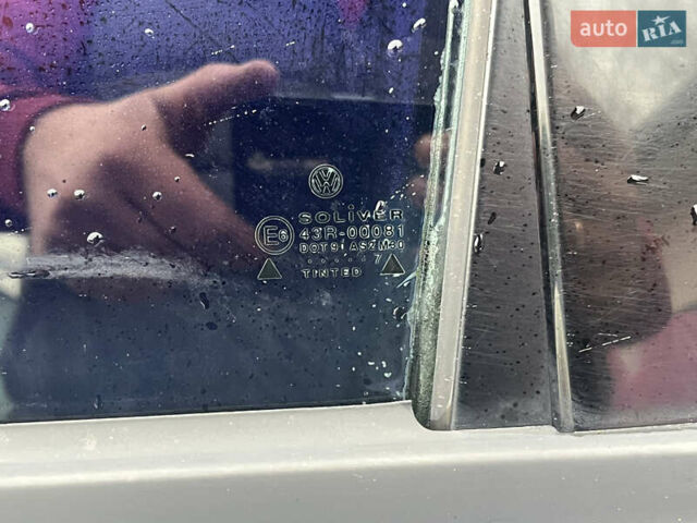 Сірий Фольксваген Пассат, об'ємом двигуна 1.6 л та пробігом 300 тис. км за 3500 $, фото 28 на Automoto.ua