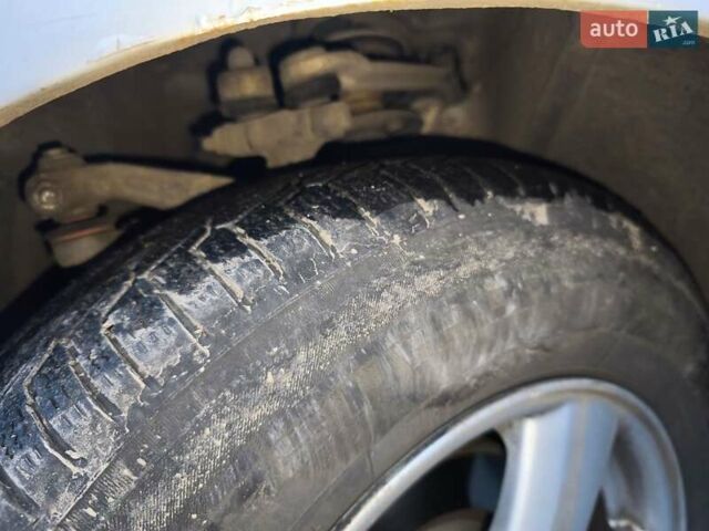 Серый Фольксваген Пассат, объемом двигателя 1.9 л и пробегом 316 тыс. км за 3700 $, фото 12 на Automoto.ua