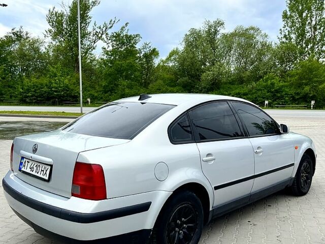 Сірий Фольксваген Пассат, об'ємом двигуна 1.6 л та пробігом 280 тис. км за 3200 $, фото 3 на Automoto.ua