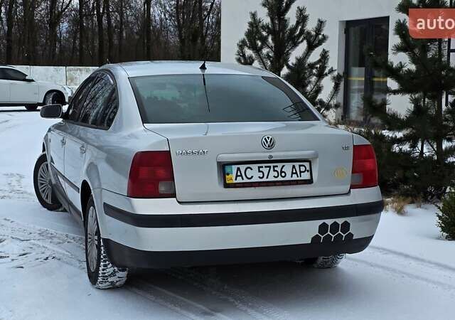 Серый Фольксваген Пассат, объемом двигателя 1.8 л и пробегом 296 тыс. км за 3450 $, фото 17 на Automoto.ua