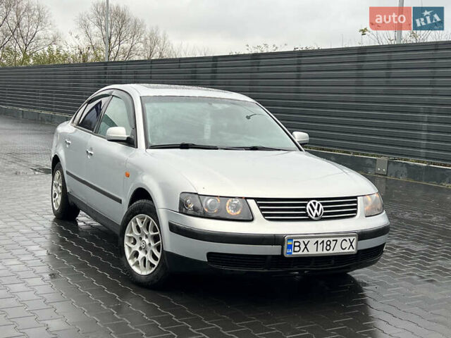 Сірий Фольксваген Пассат, об'ємом двигуна 1.6 л та пробігом 300 тис. км за 3500 $, фото 1 на Automoto.ua