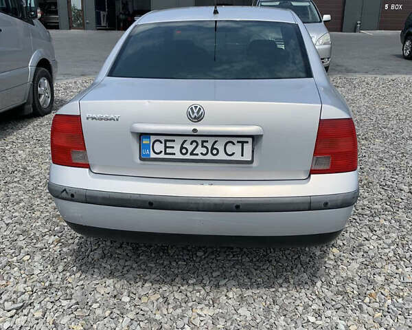 Серый Фольксваген Пассат, объемом двигателя 1.6 л и пробегом 400 тыс. км за 3600 $, фото 5 на Automoto.ua