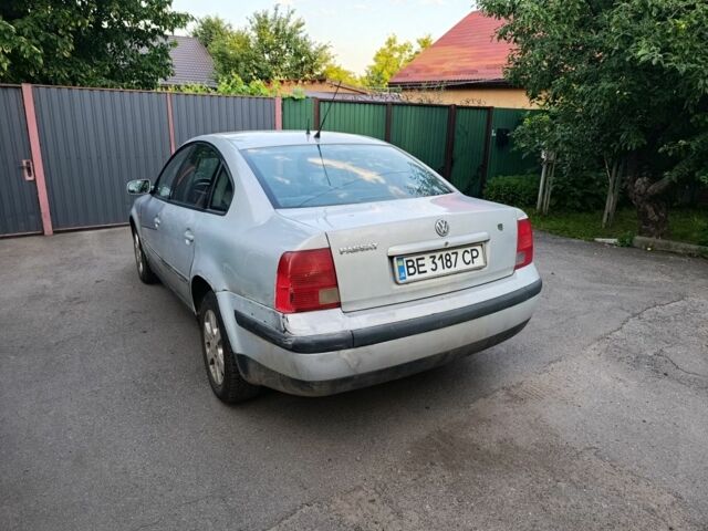 Серый Фольксваген Пассат, объемом двигателя 1.6 л и пробегом 280 тыс. км за 2500 $, фото 8 на Automoto.ua