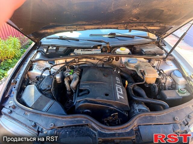 Серый Фольксваген Пассат, объемом двигателя 1.9 л и пробегом 279 тыс. км за 1999 $, фото 2 на Automoto.ua