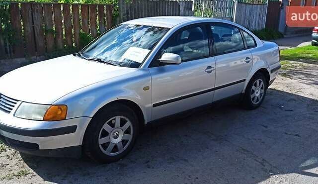 Серый Фольксваген Пассат, объемом двигателя 1.78 л и пробегом 371 тыс. км за 2300 $, фото 1 на Automoto.ua