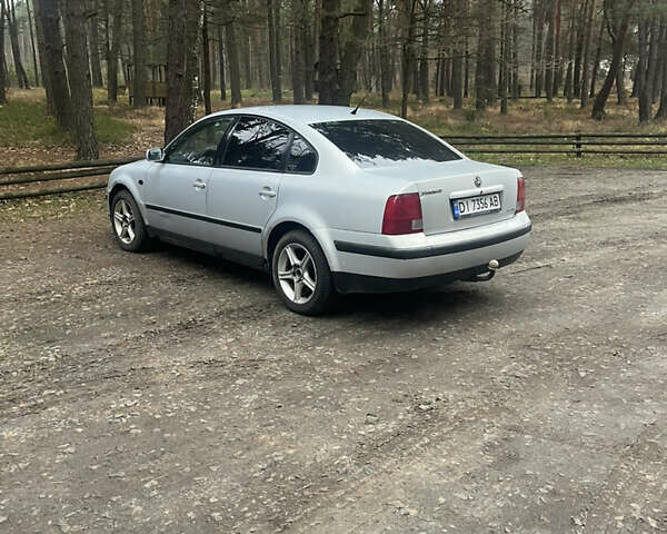 Серый Фольксваген Пассат, объемом двигателя 1.9 л и пробегом 380 тыс. км за 3500 $, фото 3 на Automoto.ua