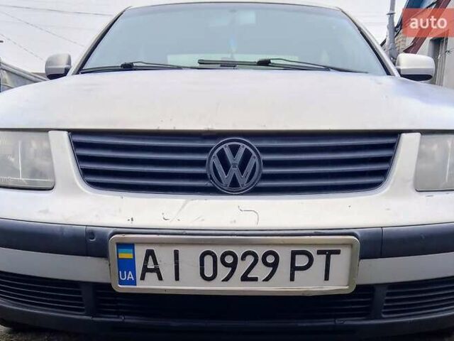 Сірий Фольксваген Пассат, об'ємом двигуна 1.6 л та пробігом 310 тис. км за 3400 $, фото 3 на Automoto.ua