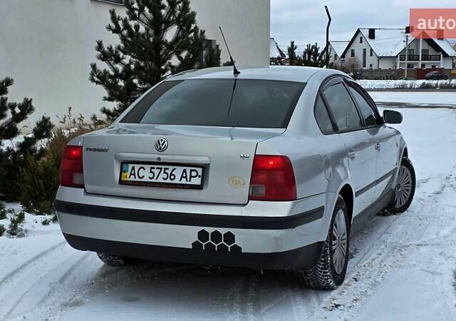 Серый Фольксваген Пассат, объемом двигателя 1.8 л и пробегом 296 тыс. км за 3450 $, фото 46 на Automoto.ua