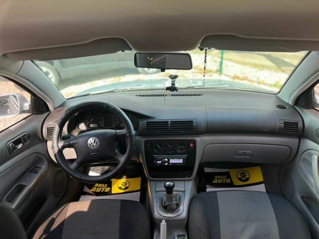 Серый Фольксваген Пассат, объемом двигателя 1.6 л и пробегом 201 тыс. км за 3200 $, фото 11 на Automoto.ua