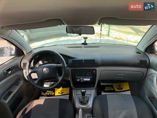 Серый Фольксваген Пассат, объемом двигателя 1.6 л и пробегом 201 тыс. км за 3200 $, фото 11 на Automoto.ua
