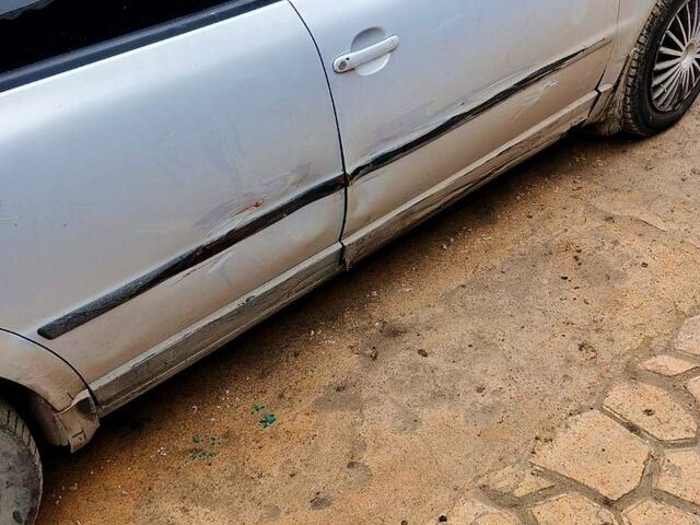 Сірий Фольксваген Пассат, об'ємом двигуна 1.6 л та пробігом 0 тис. км за 1800 $, фото 5 на Automoto.ua