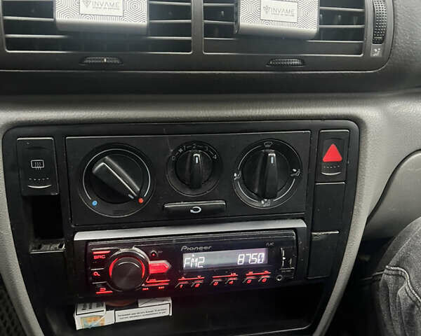 Серый Фольксваген Пассат, объемом двигателя 1.9 л и пробегом 380 тыс. км за 3500 $, фото 10 на Automoto.ua