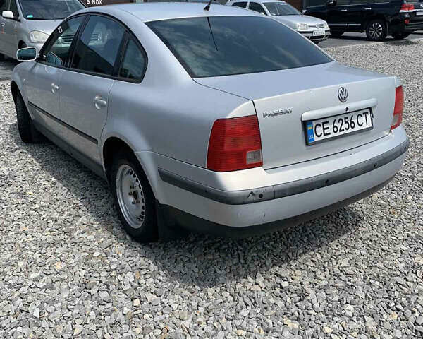 Серый Фольксваген Пассат, объемом двигателя 1.6 л и пробегом 400 тыс. км за 3600 $, фото 12 на Automoto.ua