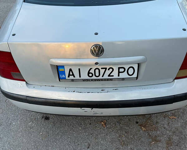 Серый Фольксваген Пассат, объемом двигателя 1.78 л и пробегом 481 тыс. км за 2900 $, фото 10 на Automoto.ua