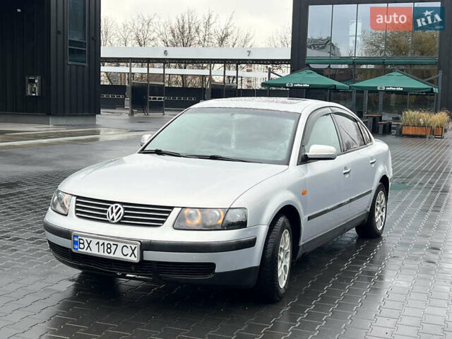 Сірий Фольксваген Пассат, об'ємом двигуна 1.6 л та пробігом 300 тис. км за 3500 $, фото 11 на Automoto.ua