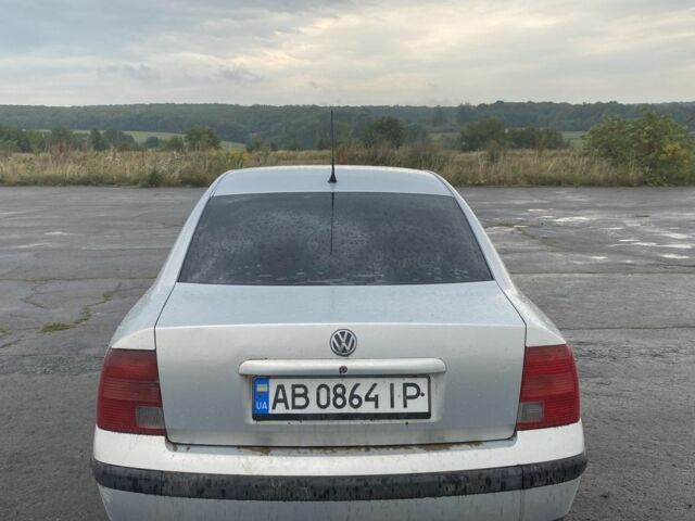 Серый Фольксваген Пассат, объемом двигателя 1.6 л и пробегом 111 тыс. км за 2200 $, фото 2 на Automoto.ua