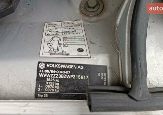 Серый Фольксваген Пассат, объемом двигателя 1.8 л и пробегом 272 тыс. км за 3350 $, фото 92 на Automoto.ua