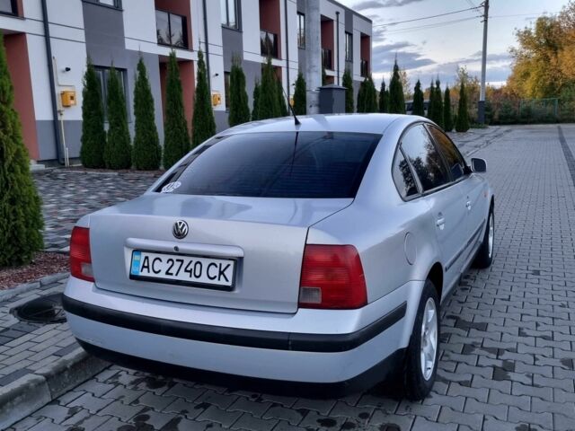 Серый Фольксваген Пассат, объемом двигателя 1.8 л и пробегом 365 тыс. км за 2650 $, фото 3 на Automoto.ua