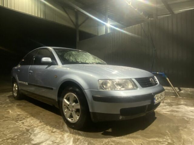 Серый Фольксваген Пассат, объемом двигателя 1.8 л и пробегом 350 тыс. км за 4300 $, фото 3 на Automoto.ua