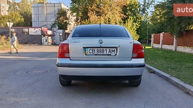 Серый Фольксваген Пассат, объемом двигателя 1.8 л и пробегом 352 тыс. км за 3300 $, фото 3 на Automoto.ua