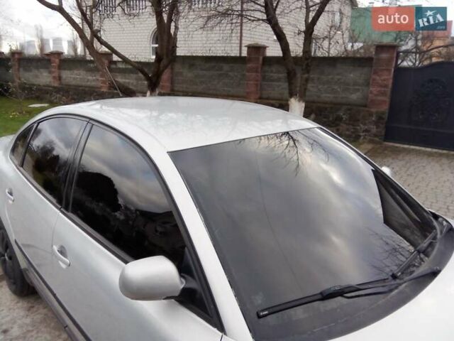 Серый Фольксваген Пассат, объемом двигателя 1.9 л и пробегом 300 тыс. км за 3100 $, фото 1 на Automoto.ua