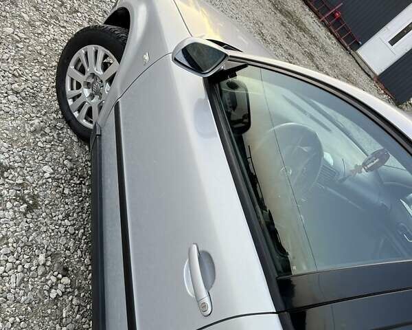 Сірий Фольксваген Пассат, об'ємом двигуна 1.8 л та пробігом 389 тис. км за 3200 $, фото 5 на Automoto.ua