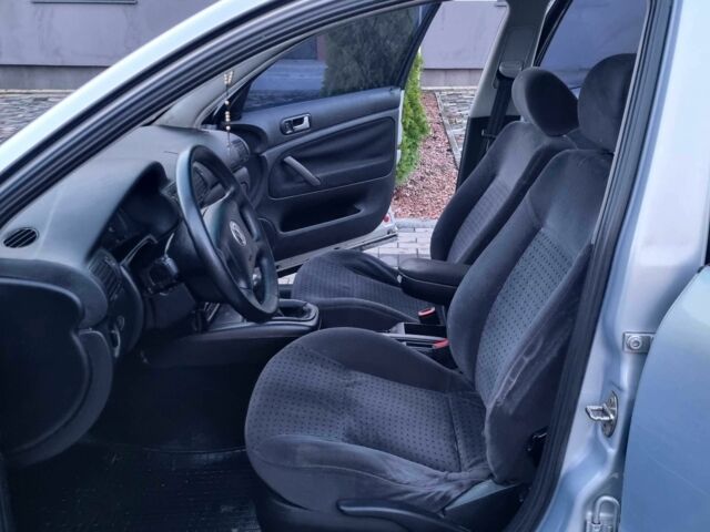 Серый Фольксваген Пассат, объемом двигателя 1.8 л и пробегом 365 тыс. км за 2650 $, фото 19 на Automoto.ua