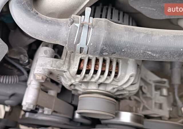 Серый Фольксваген Пассат, объемом двигателя 1.8 л и пробегом 272 тыс. км за 3350 $, фото 104 на Automoto.ua