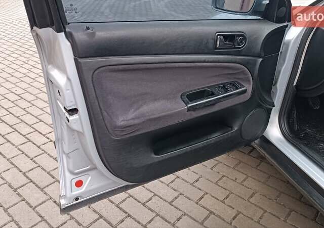 Серый Фольксваген Пассат, объемом двигателя 1.8 л и пробегом 272 тыс. км за 3350 $, фото 50 на Automoto.ua