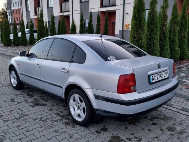 Серый Фольксваген Пассат, объемом двигателя 1.8 л и пробегом 365 тыс. км за 2650 $, фото 14 на Automoto.ua