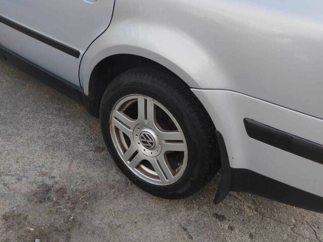 Фольксваген Пассат 1998 в Фастове на Automoto.ua Серый Фольксваген Пассат, объемом двигателя 1.8 л и пробегом 290 тыс. км за 3700 $, фото 7 на Automoto.ua