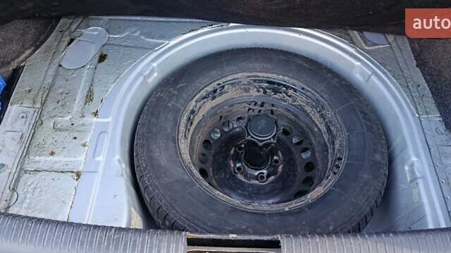 Серый Фольксваген Пассат, объемом двигателя 1.8 л и пробегом 352 тыс. км за 3300 $, фото 9 на Automoto.ua