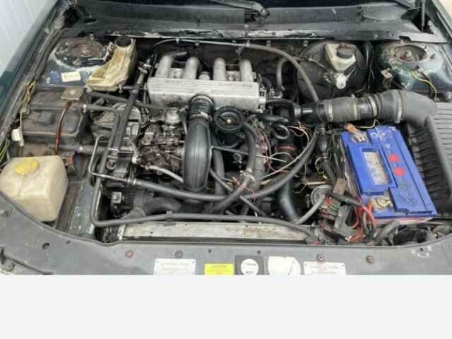 Серый Фольксваген Пассат, объемом двигателя 1.8 л и пробегом 1000 тыс. км за 3700 $, фото 7 на Automoto.ua