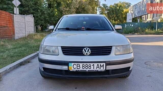 Серый Фольксваген Пассат, объемом двигателя 1.8 л и пробегом 352 тыс. км за 3300 $, фото 7 на Automoto.ua