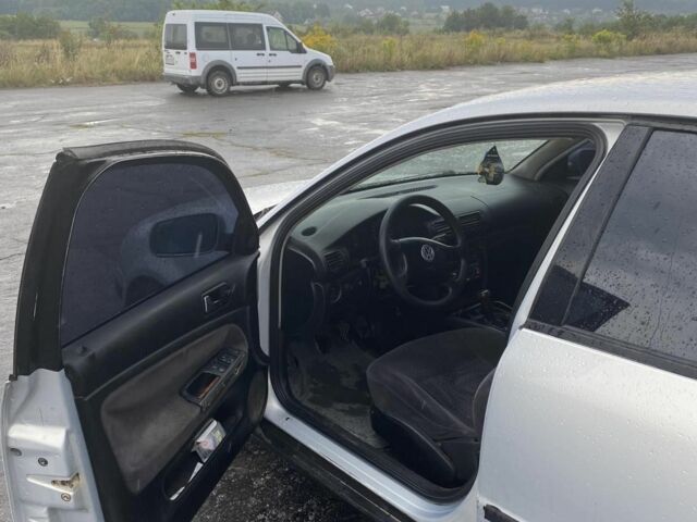 Серый Фольксваген Пассат, объемом двигателя 1.6 л и пробегом 111 тыс. км за 2200 $, фото 7 на Automoto.ua