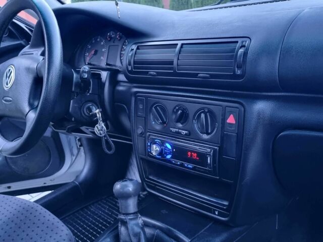 Серый Фольксваген Пассат, объемом двигателя 1.8 л и пробегом 365 тыс. км за 2650 $, фото 7 на Automoto.ua